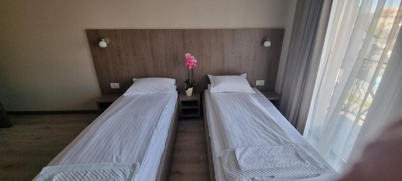 Pensiunea Normandia Timişoara Extérieur photo