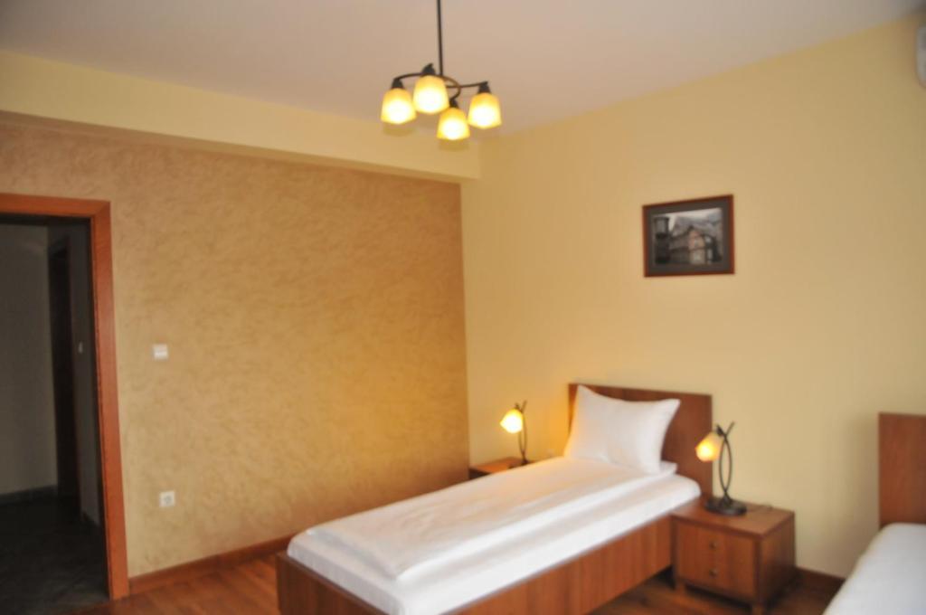 Pensiunea Normandia Timişoara Extérieur photo